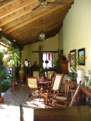 Leon Hostal